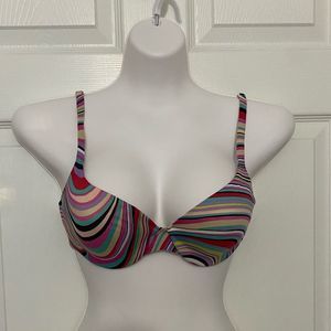 Victoria’s Secret bra. 34C